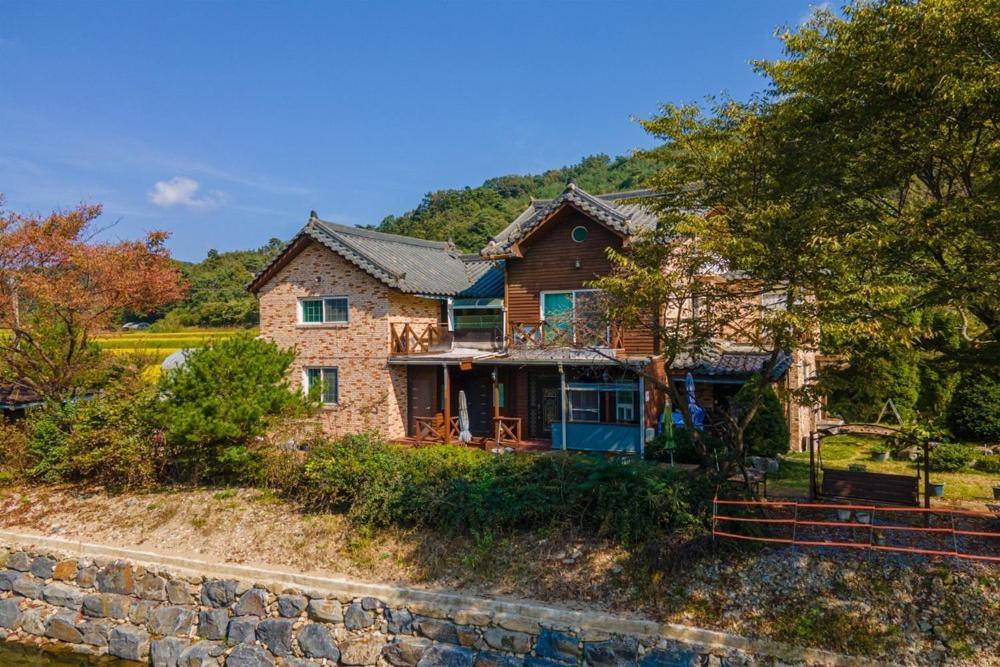 Sun Up Stay Gongju Exterior foto